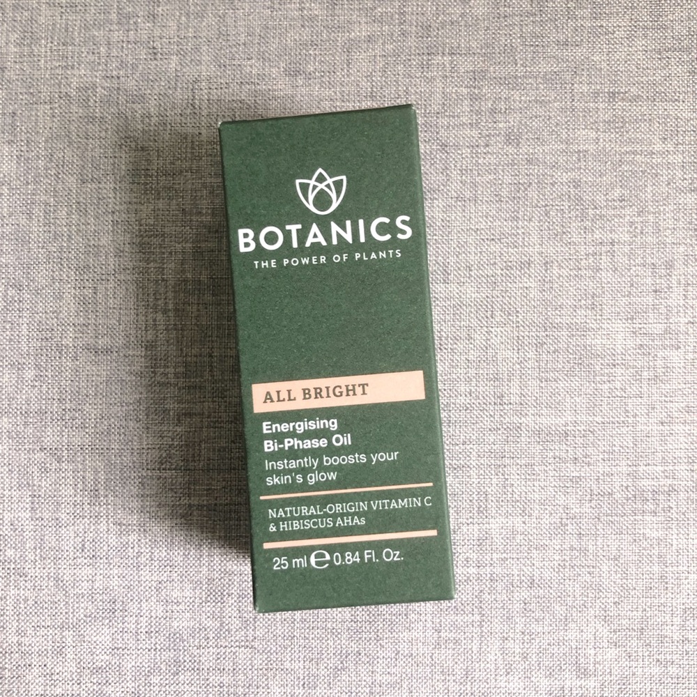 NWT - Botanics All Bright Bi-Phase Oil - Green